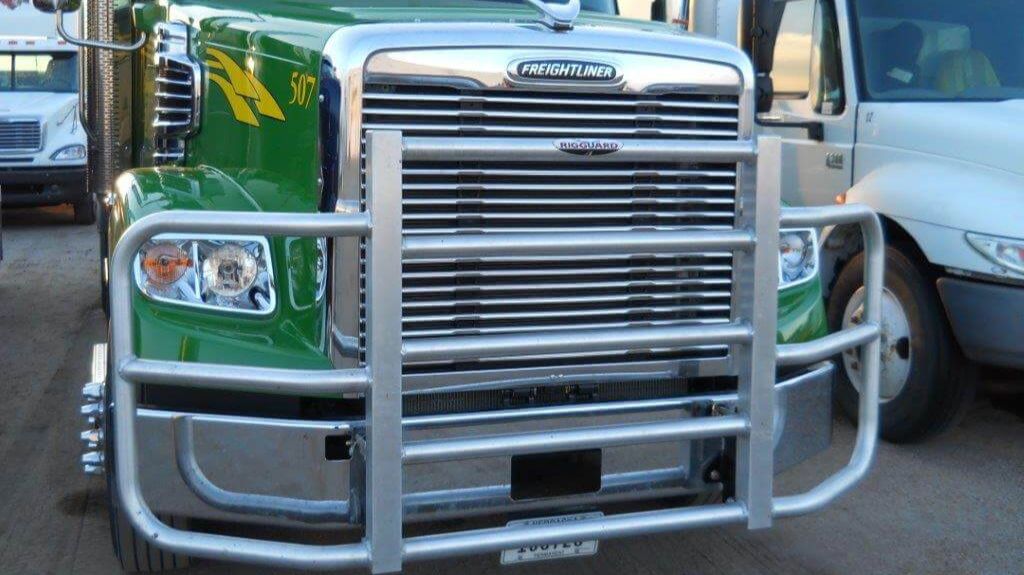 Green Freightliner Truck with RIGGUARD Grille Guard