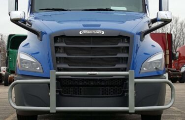 Close Up of Blue Freightliner with RIGGUARD Grille Guard